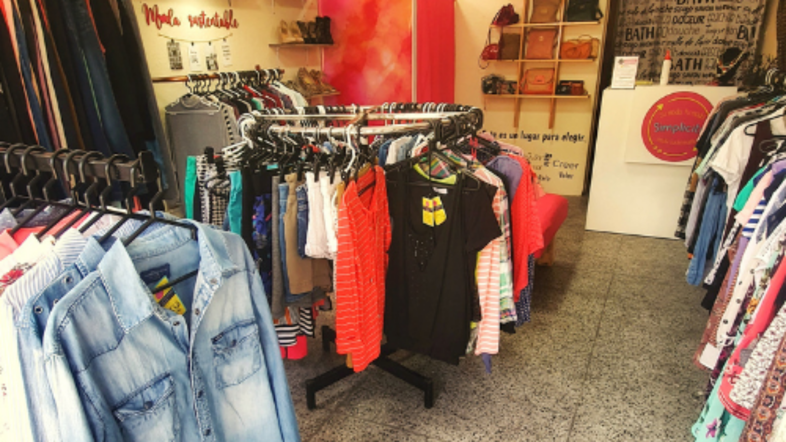 ropa de segunda mano en Quito - Simplicity uio